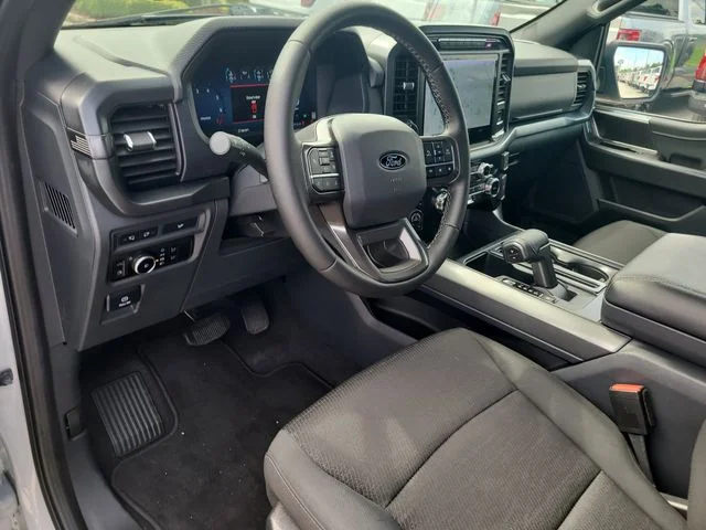 Used 2024 White Ford XLT image 19