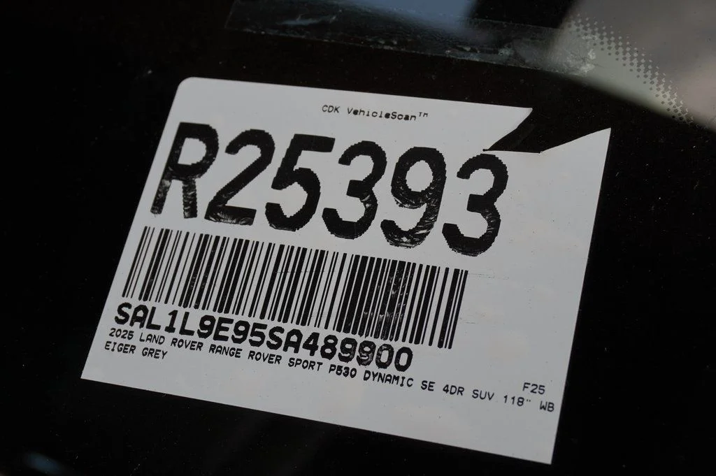 Certified Used 2025 Gray Land Rover Dynamic SE image 29