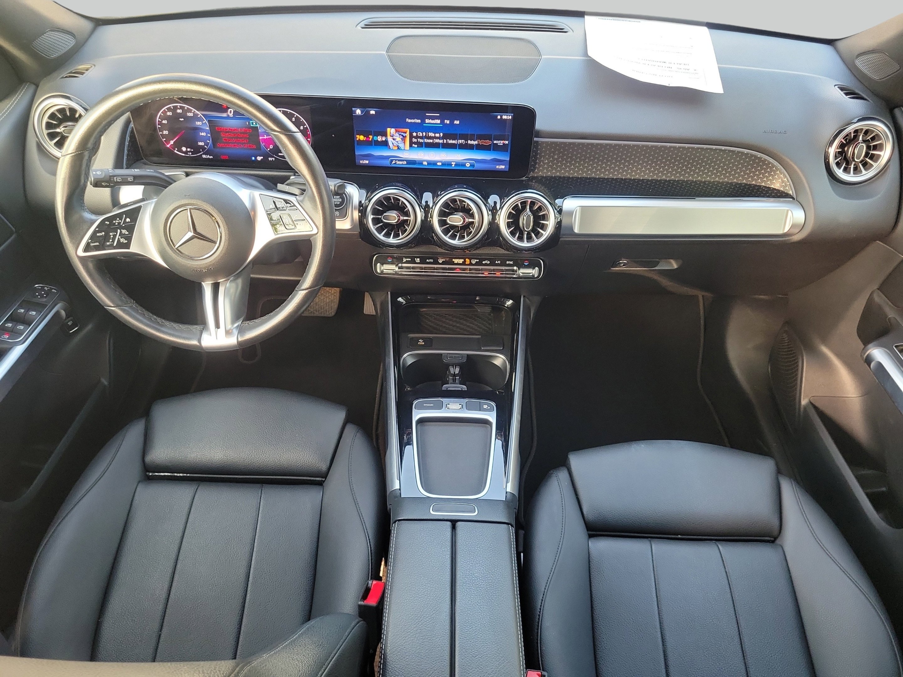 Used 2025 Polar White Mercedes-Benz GLB 250 image 12