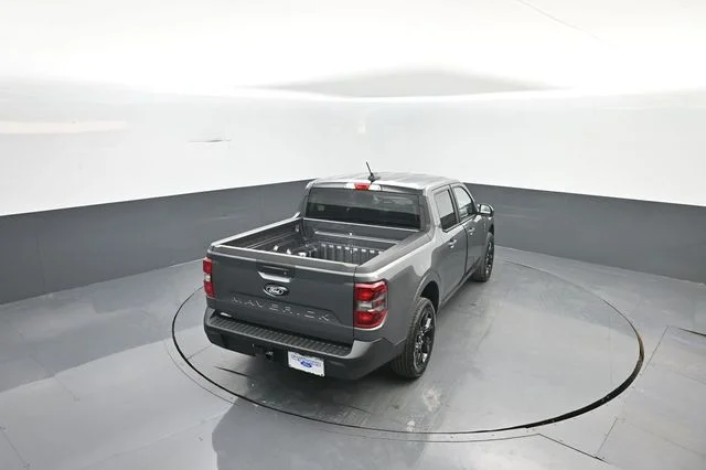 New 2026 Carbonized Gray Metallic Ford XLT image 24