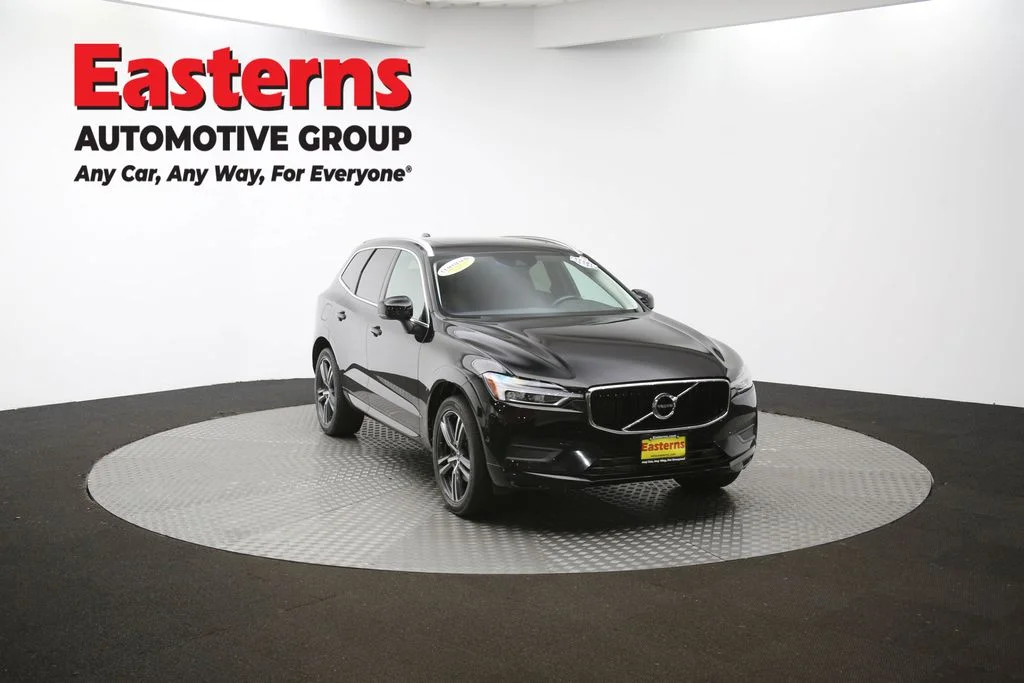 Used 2019 Black Volvo T5 Momentum image 52