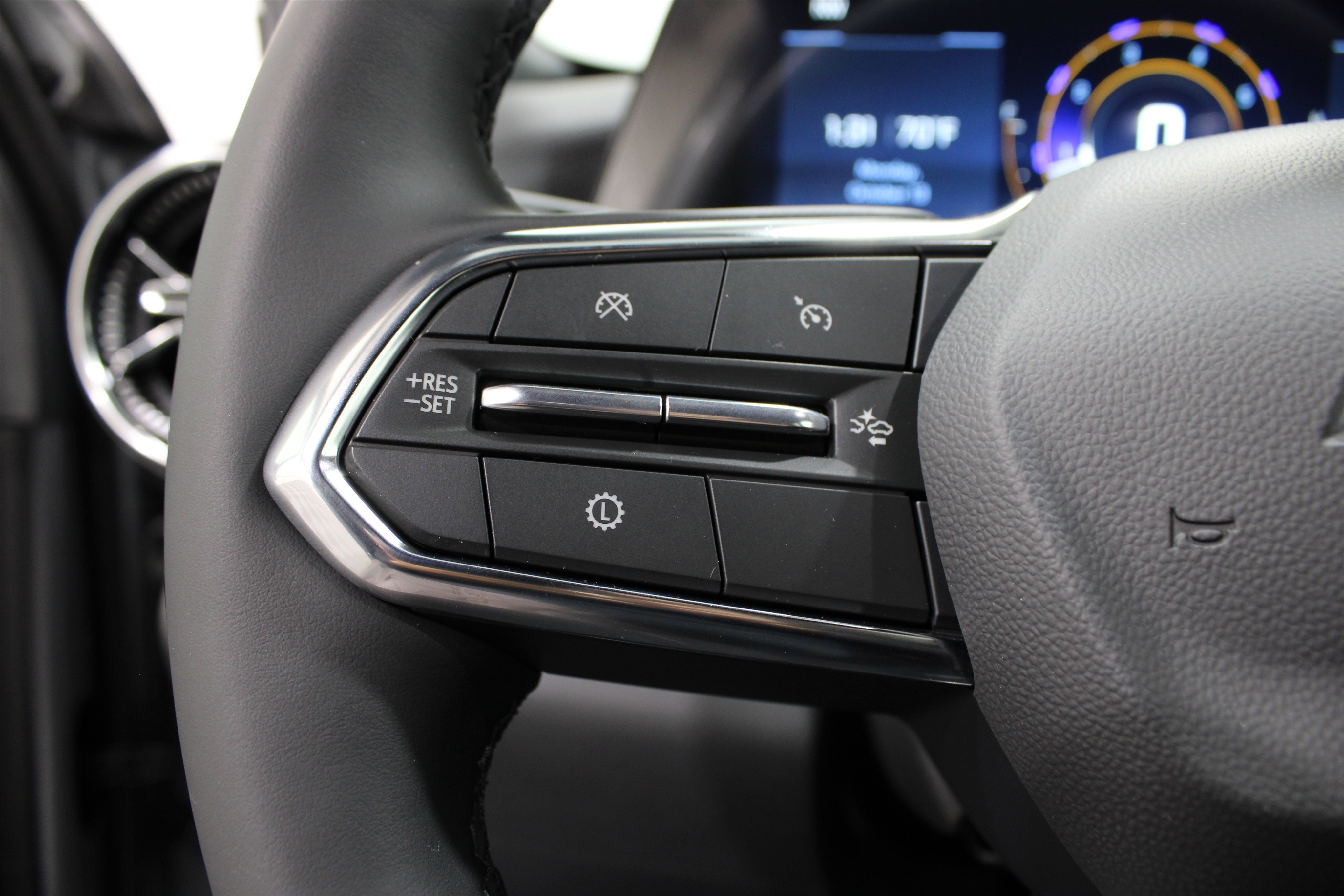 2026 Chevrolet Equinox LT photo 4