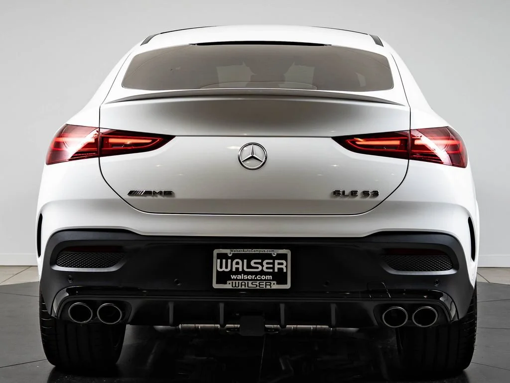 New 2026 Manufaktur Moonlight White Metallic Mercedes-Benz GLE 53 AMG® image 7
