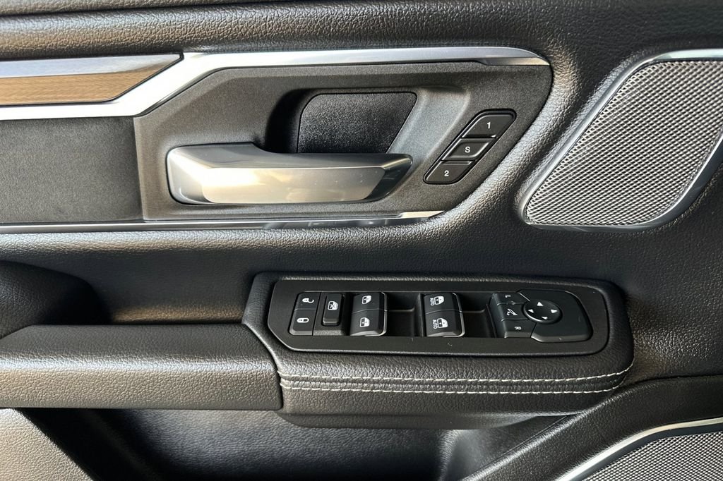 2026 RAM 1500 Laramie - Photo 10