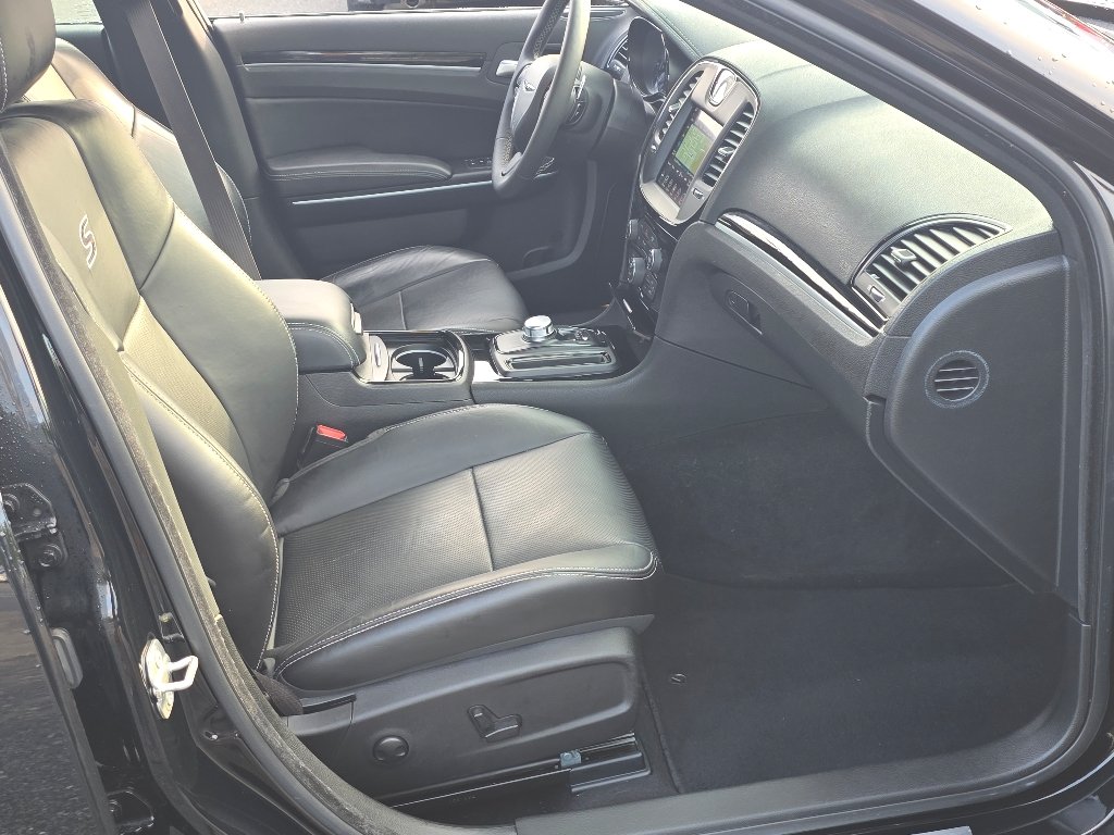 Used 2023 Gloss Black Chrysler S image 22