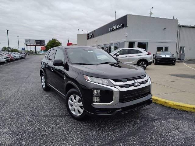 New 2027 Black Mitsubishi 2.0 S image 1