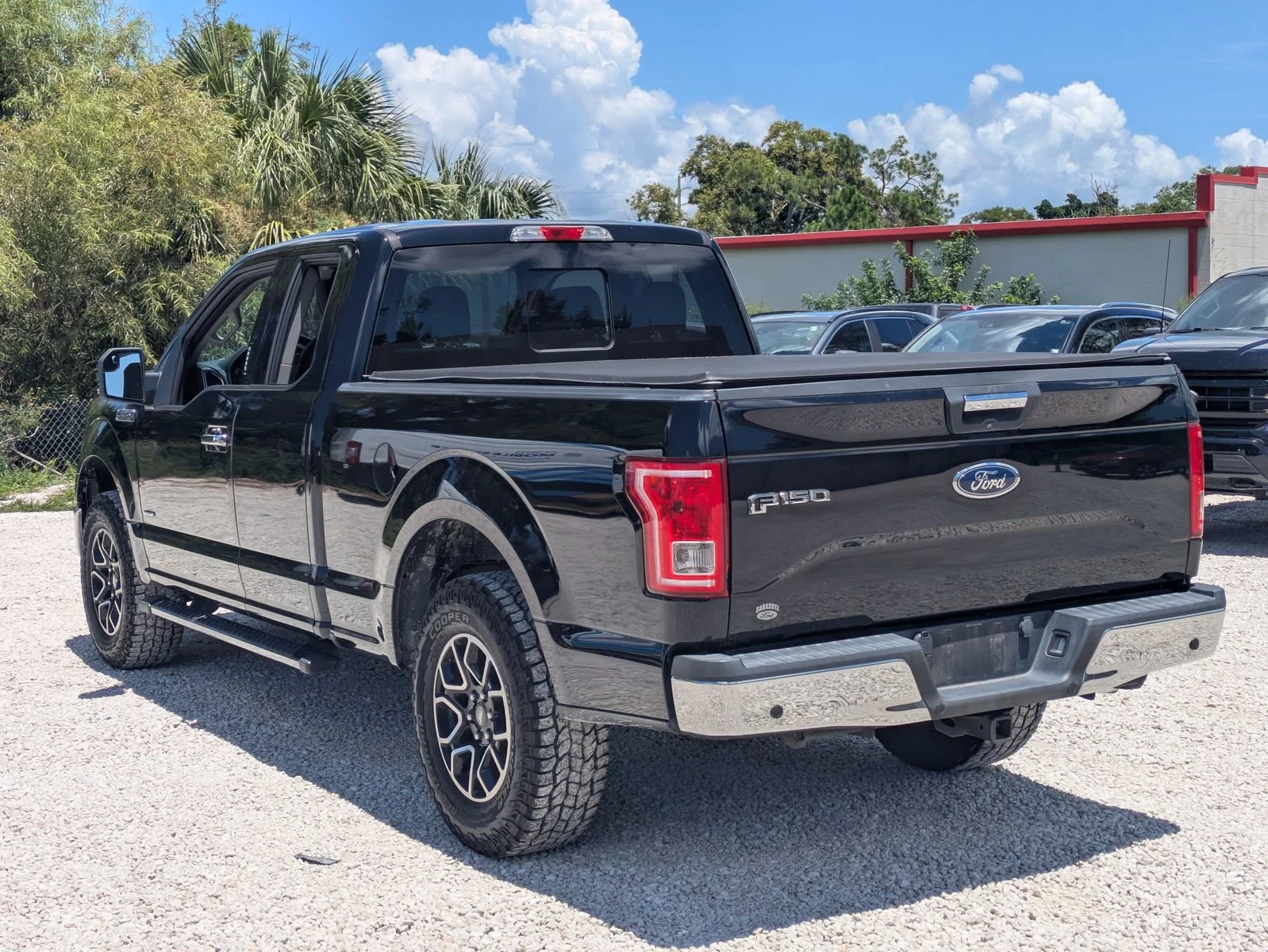 Used 2016 Shadow Black Ford XLT image 7