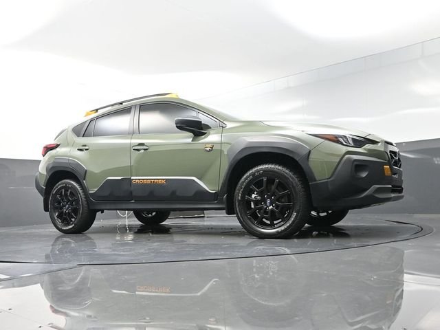 Used 2024 Green Subaru Wilderness image 36