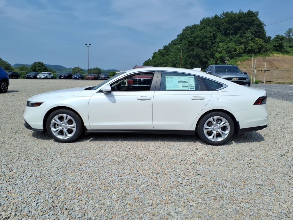 Used 2026 White Honda LX image 3