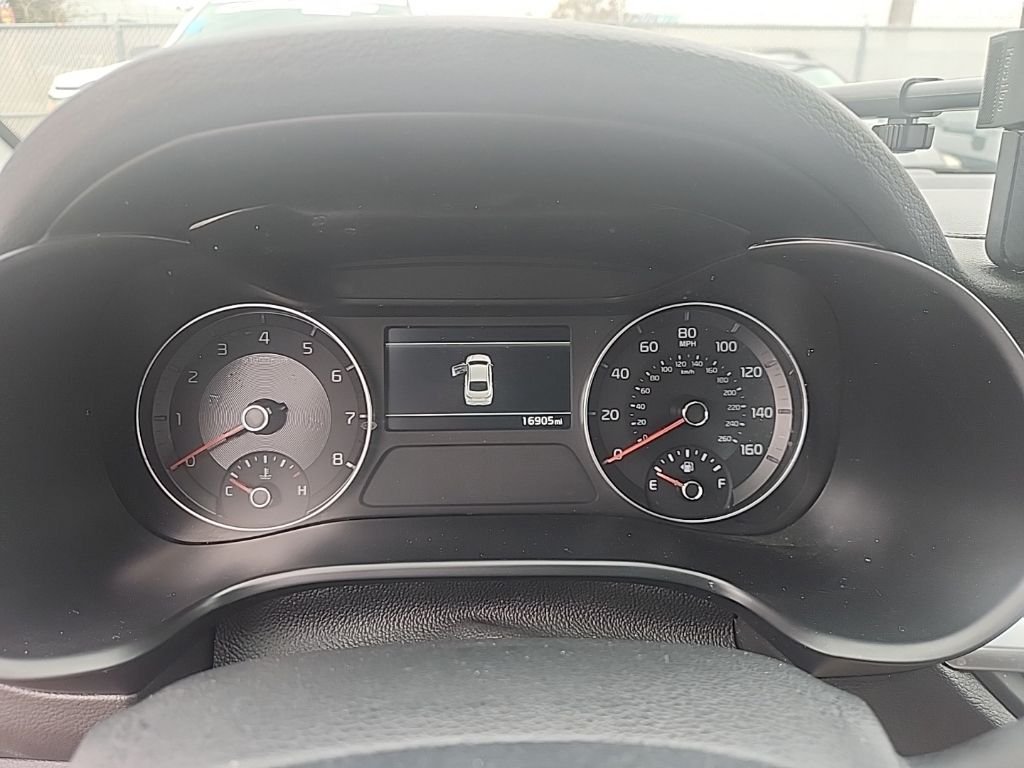 Used 2024 Black Kia LXS image 20