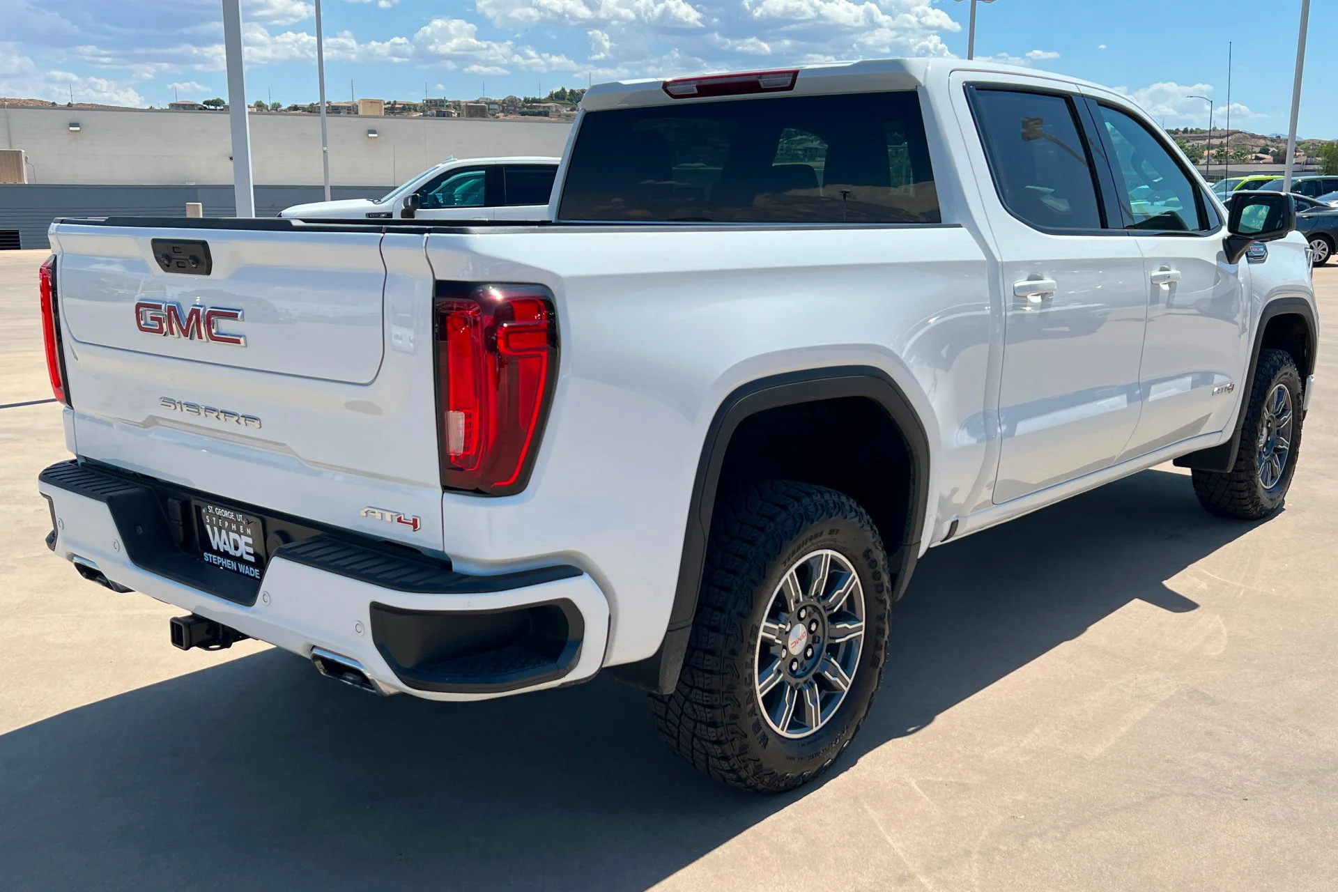 Used 2025 Summit White GMC AT4 image 5
