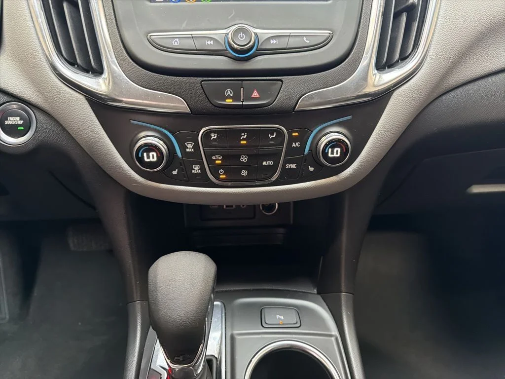 Used 2024 Blue Chevrolet LT image 20