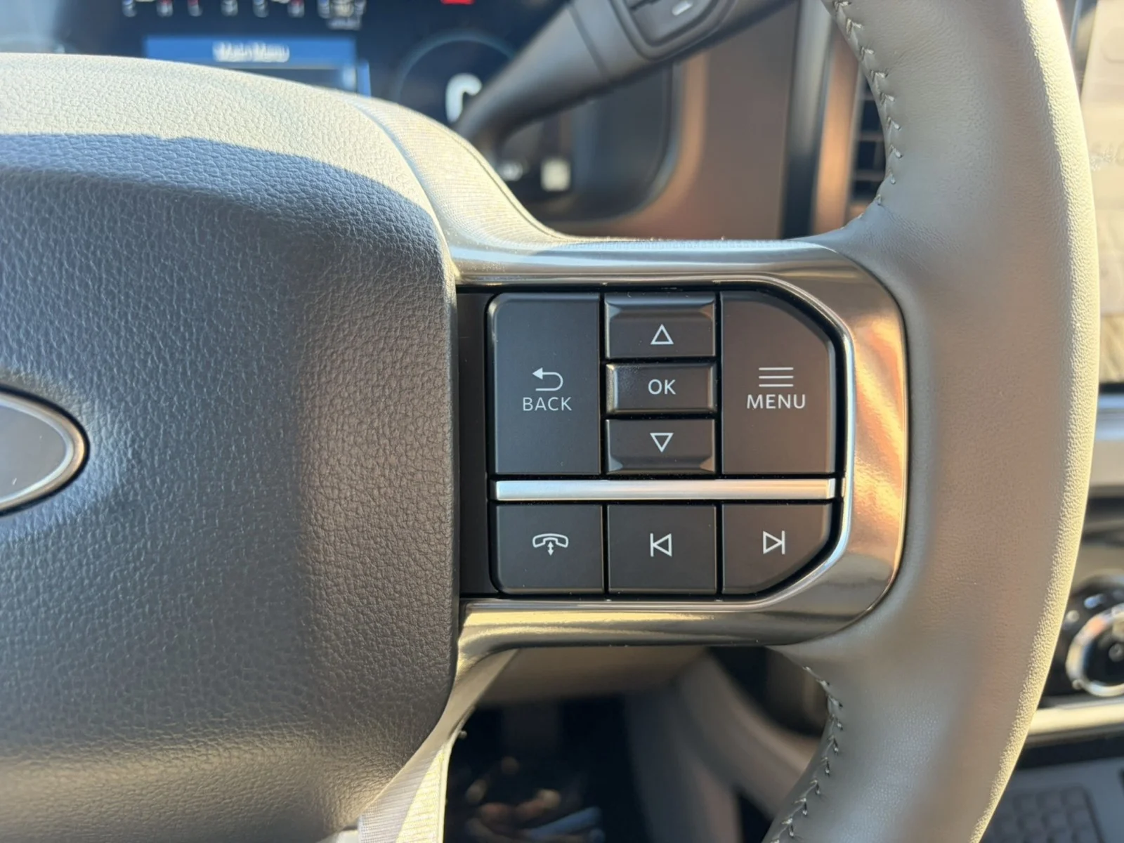 New 2027 Agate Black Metallic Ford F-350® Platinum® image 17