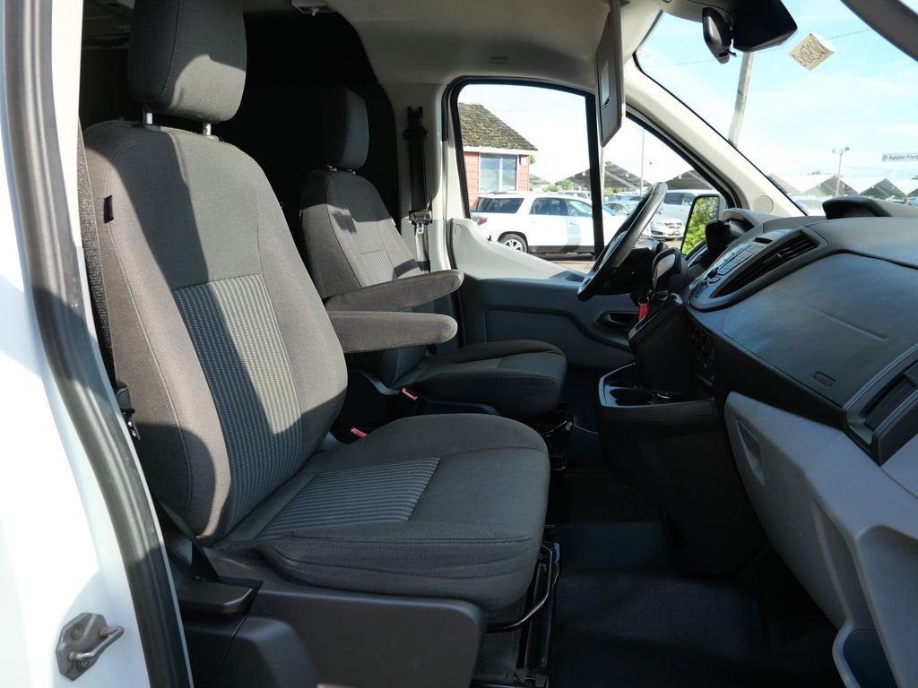 Used 2015 White Ford Base image 12