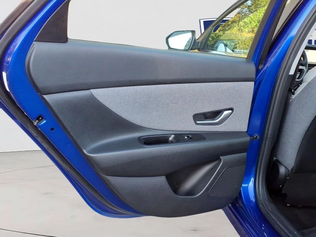 Used 2025 Blue Hyundai Limited image 27