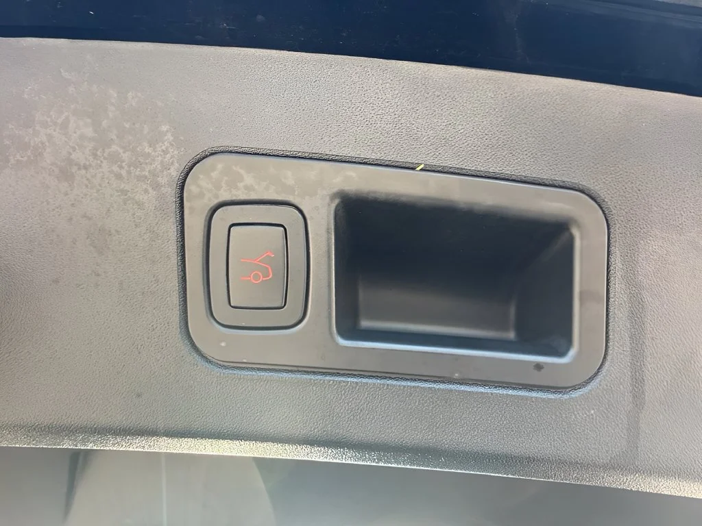Used 2020  Tesla Performance image 29