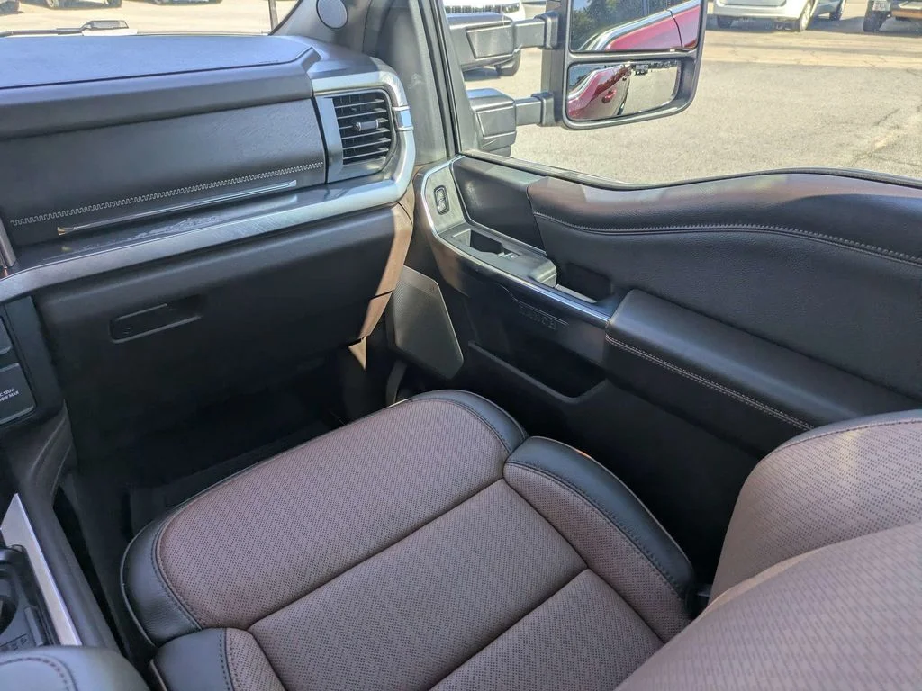 Used 2026 Red Ford King Ranch image 18
