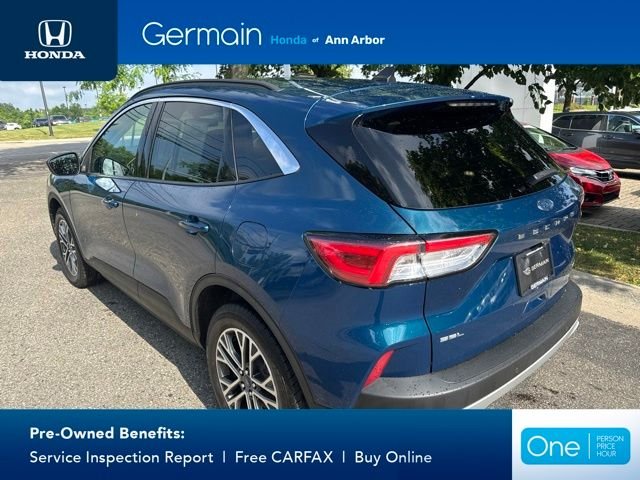 Used 2020 Green Metallic Ford SEL image 12