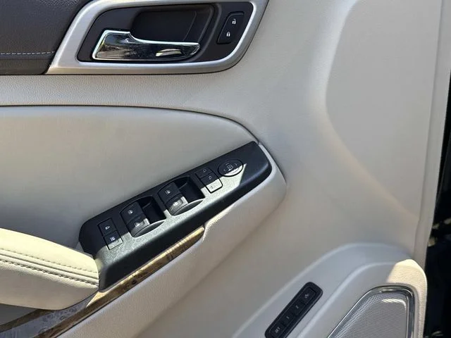 Used 2016 Black GMC Denali image 27