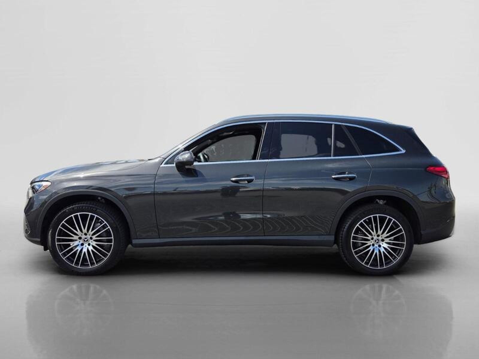 Certified Used 2026 Graphite Grey Metallic Mercedes-Benz GLC 300 image 2