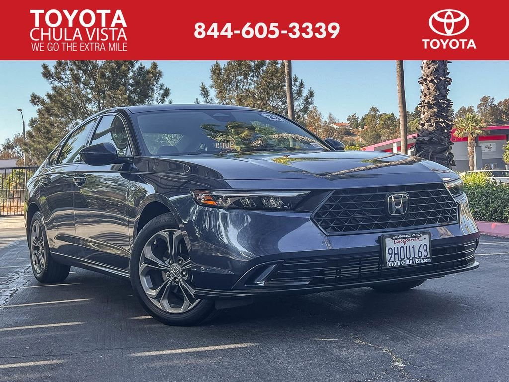 Used 2023 Blue Honda EX image 1