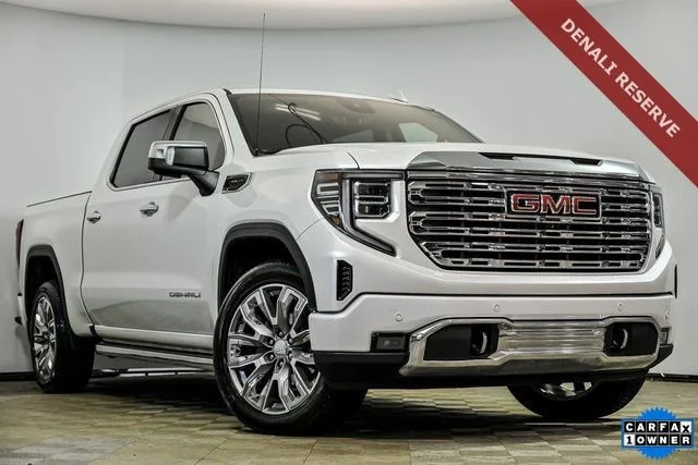 2023 GMC Sierra 4WD Crew Cab Short Box Denali's photo