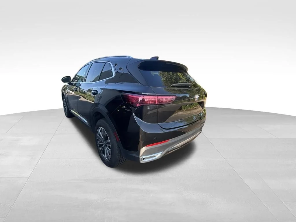 Used 2024 Black Buick Preferred image 4