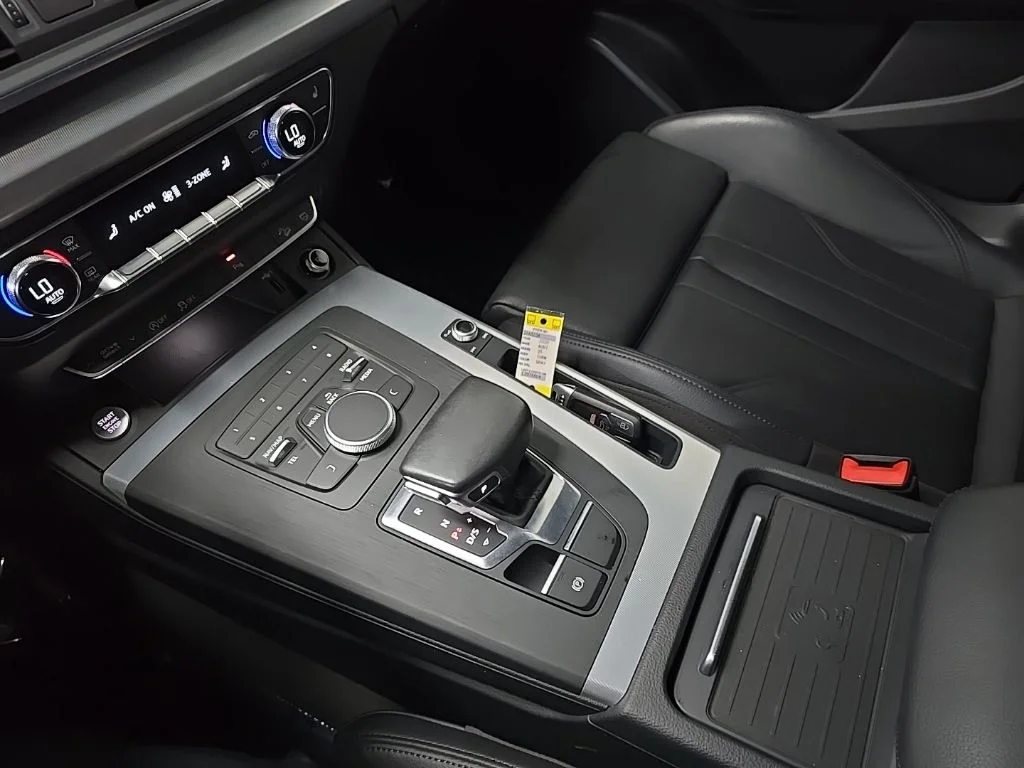 Used 2020 Gray Audi 45 Premium image 27