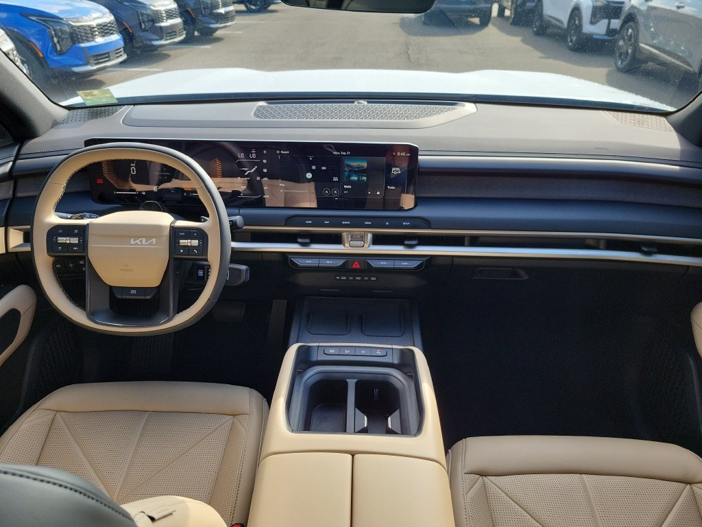 New 2027 Glacial White Pearl Kia EX image 19