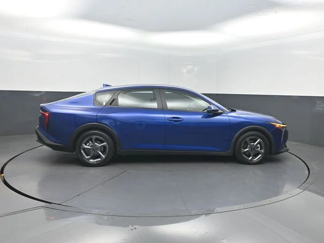 Used 2025 Blue Kia LXS image 26