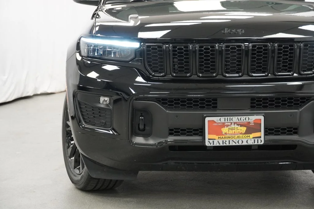 Used 2023 Black Jeep Overland image 7