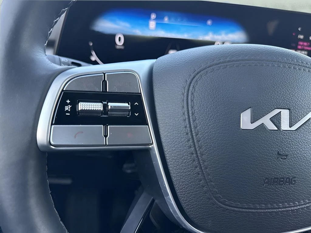 Used 2025 Gray Kia SX X-Line image 16