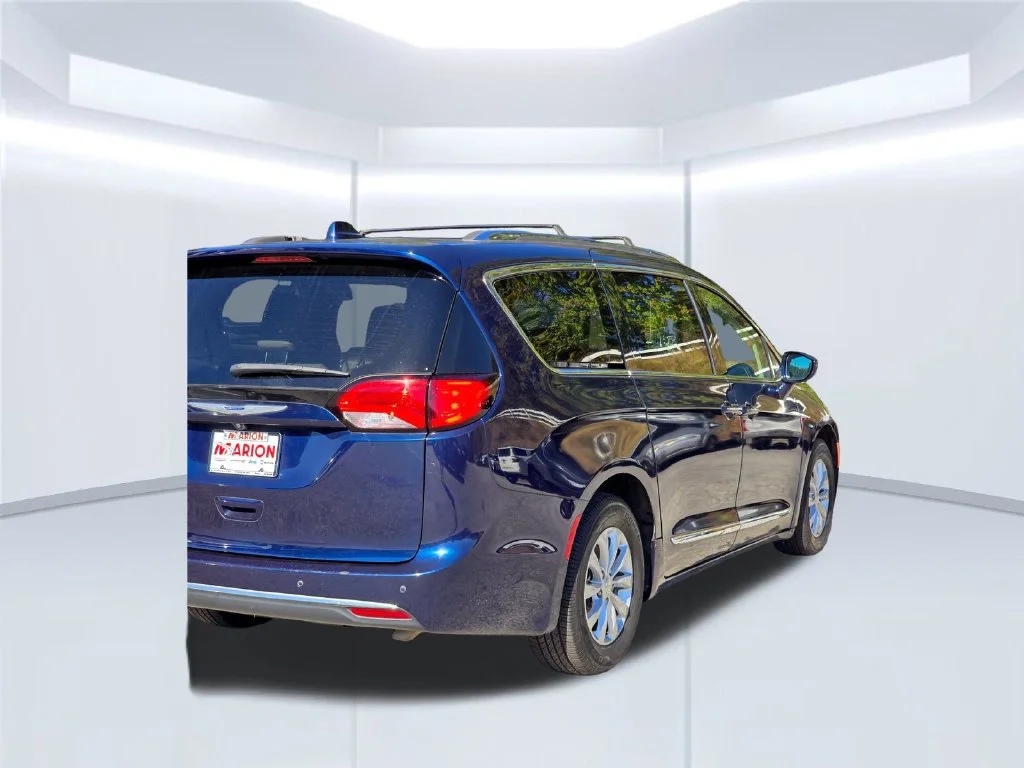 Used 2018 Blue Chrysler Touring L Plus image 50