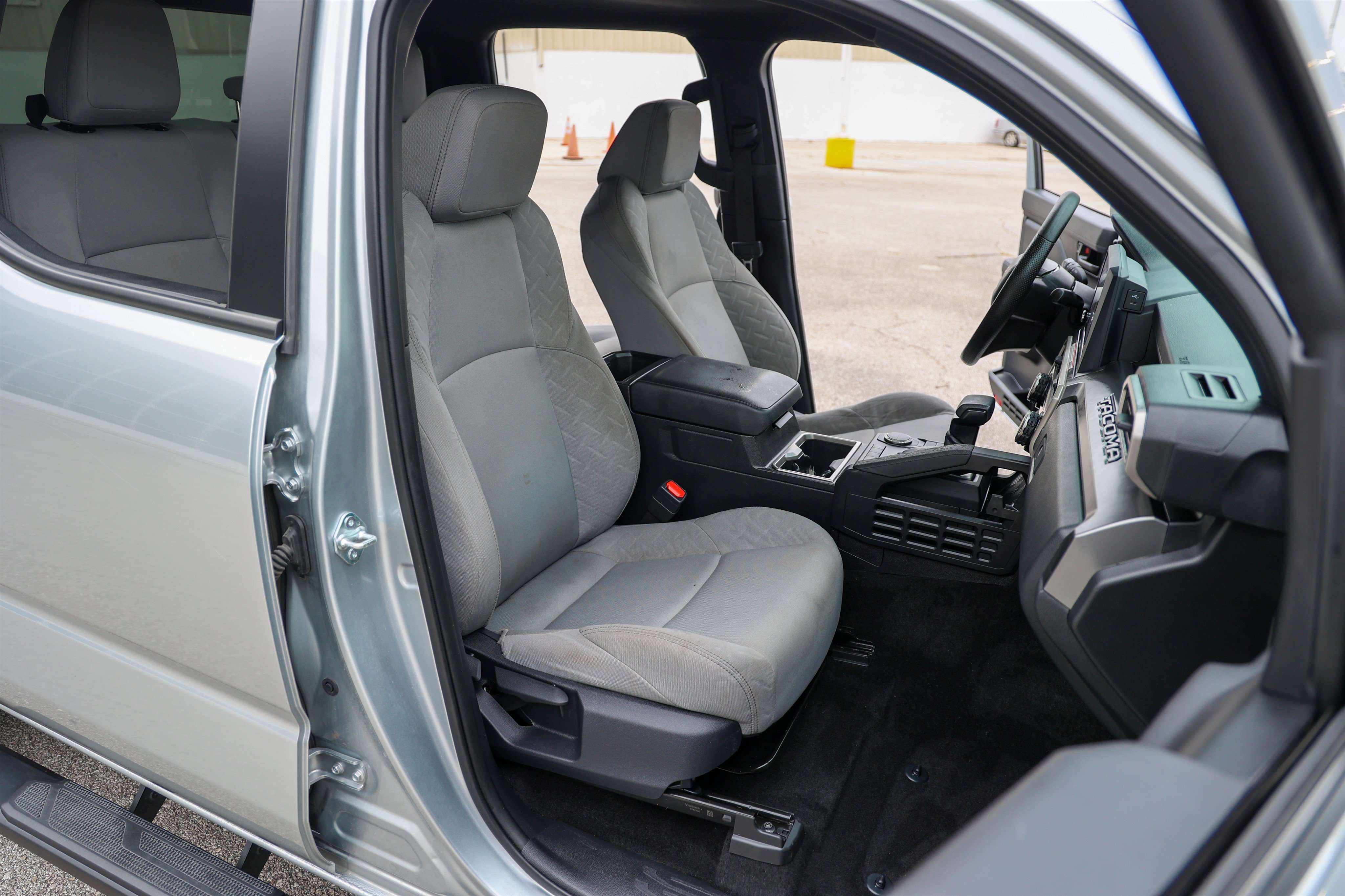 Used 2025 Silver Toyota SR5 image 42