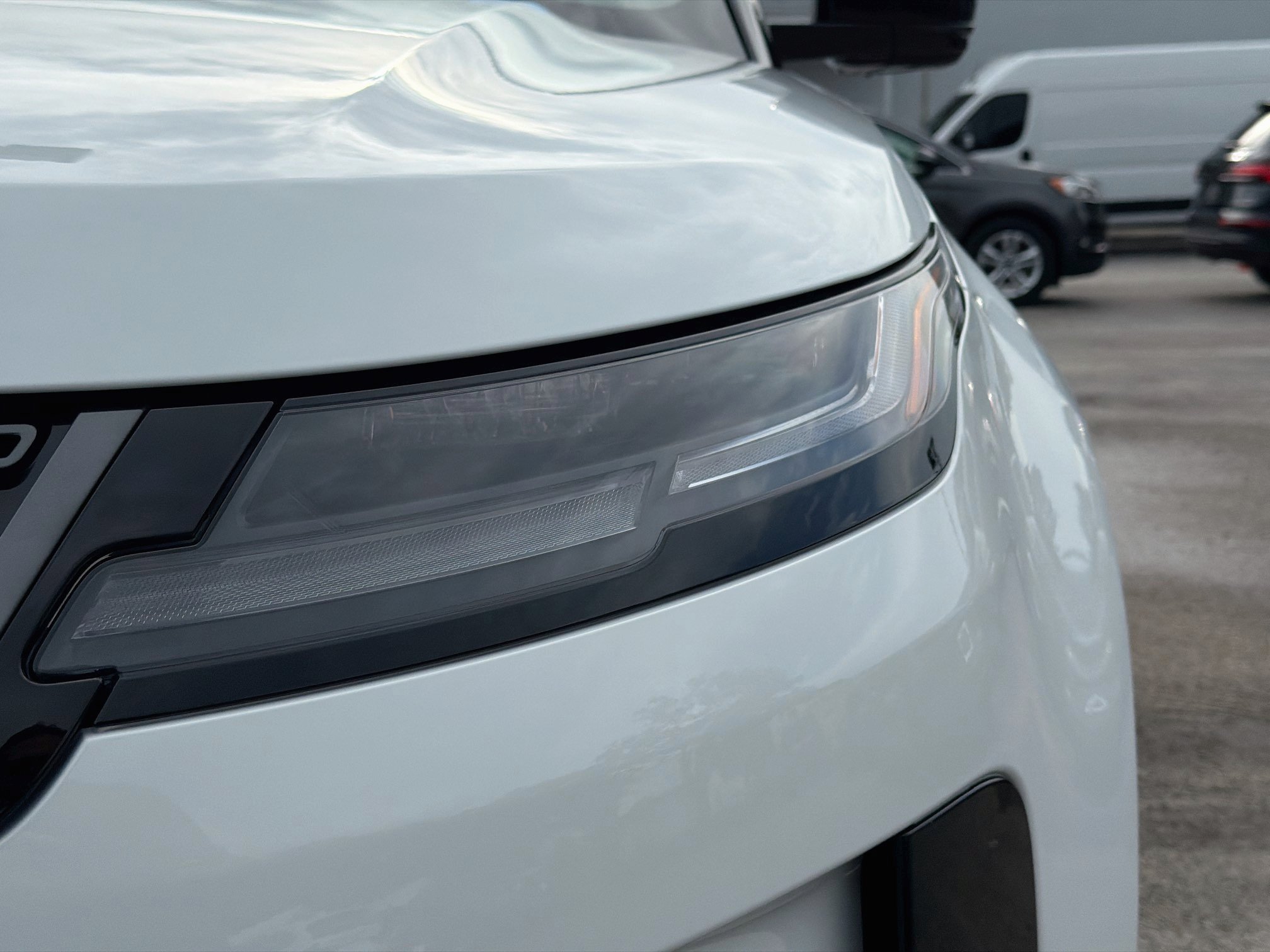 New 2026 Fuji White Land Rover Core S image 9