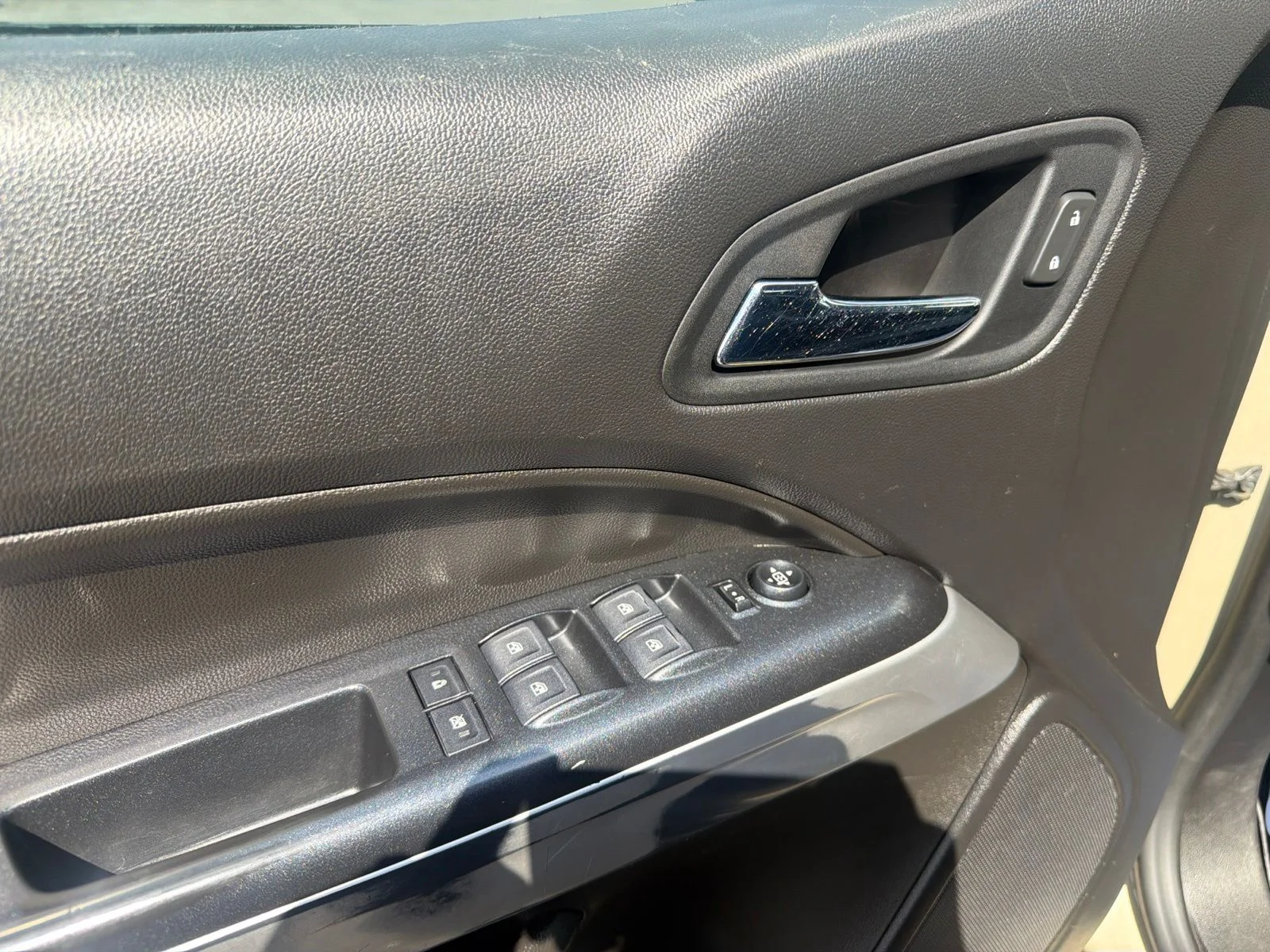 Used 2021 Beige Chevrolet ZR2 image 18