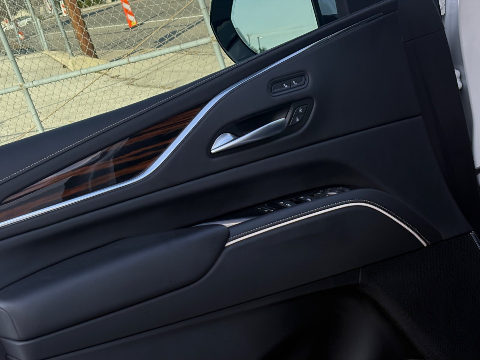 Used 2024 White Cadillac Luxury image 17