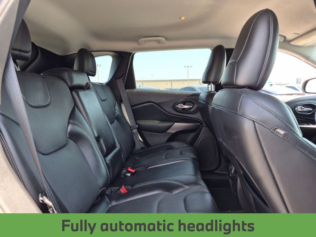 Used 2020 Black Jeep Limited image 30