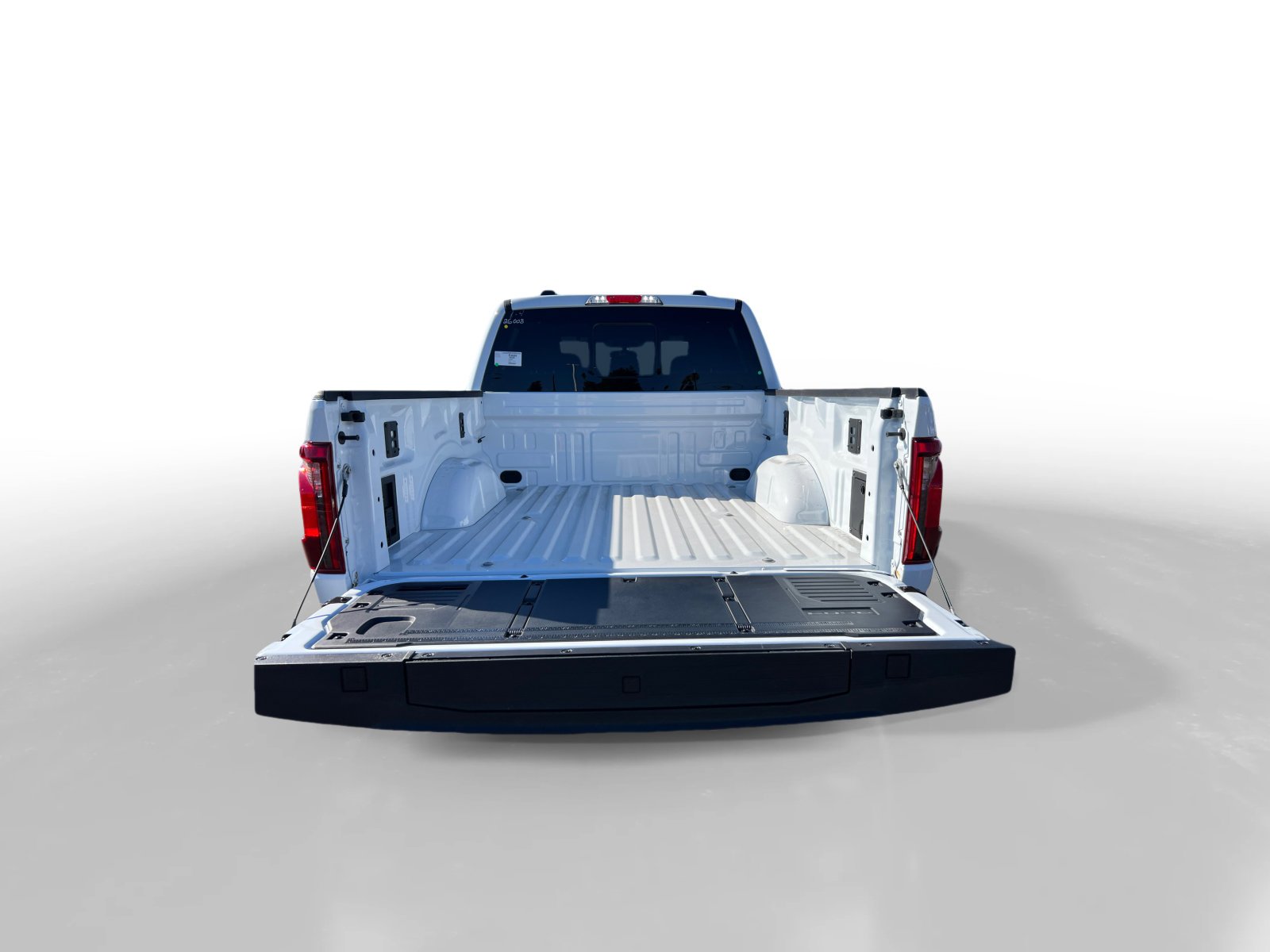 New 2025 OXFORD WHITE Ford XLT Hybrid image 17