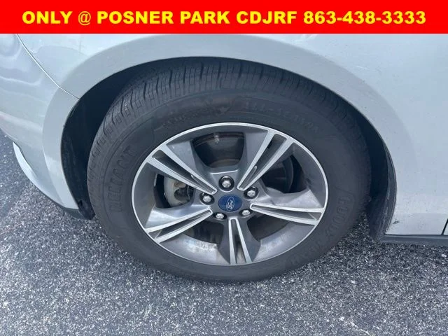 Used 2018 Silver Ford SE image 10