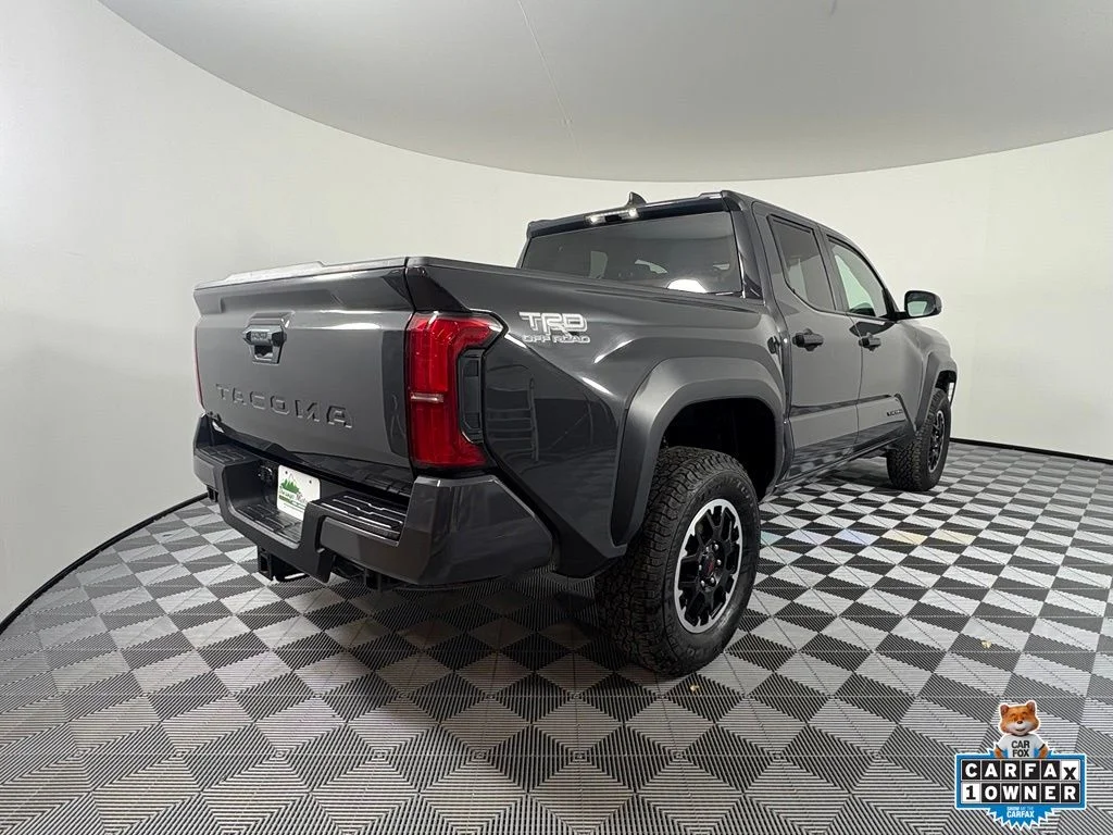 Used 2022 Gray Toyota SR image 8