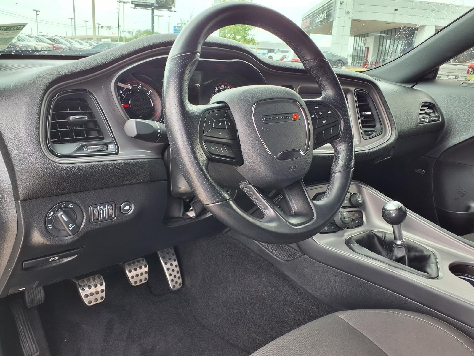 2023 Dodge Challenger R/T - 10