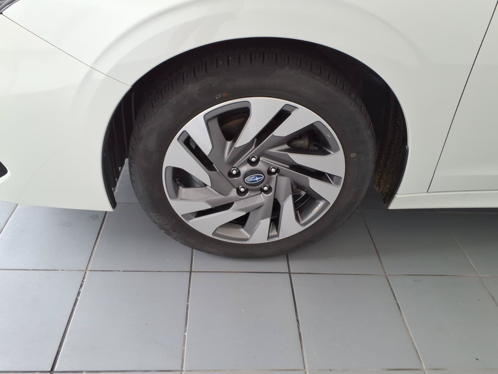 2025 Subaru Legacy Limited - Photo 9