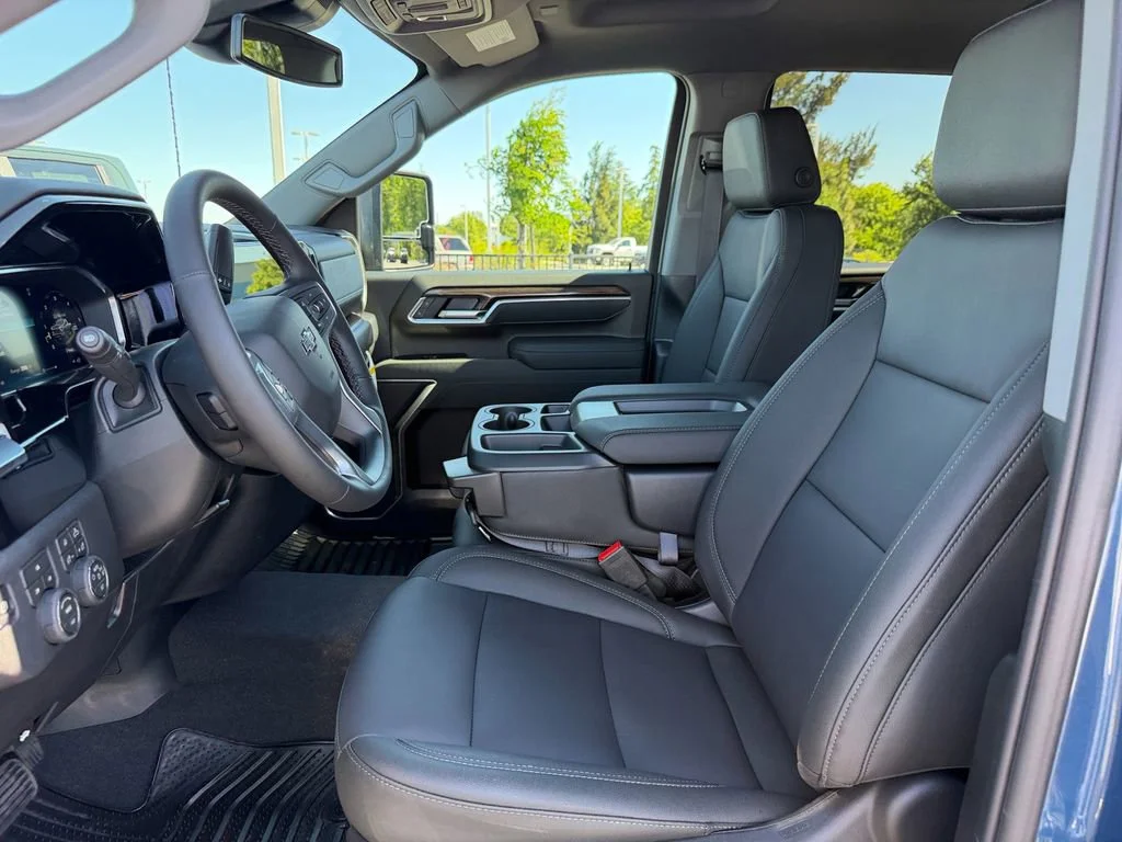 New 2026 Lakeshore Blue Metallic Chevrolet LT image 18