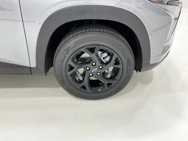 2026 Chevrolet Trax LT - Photo 4