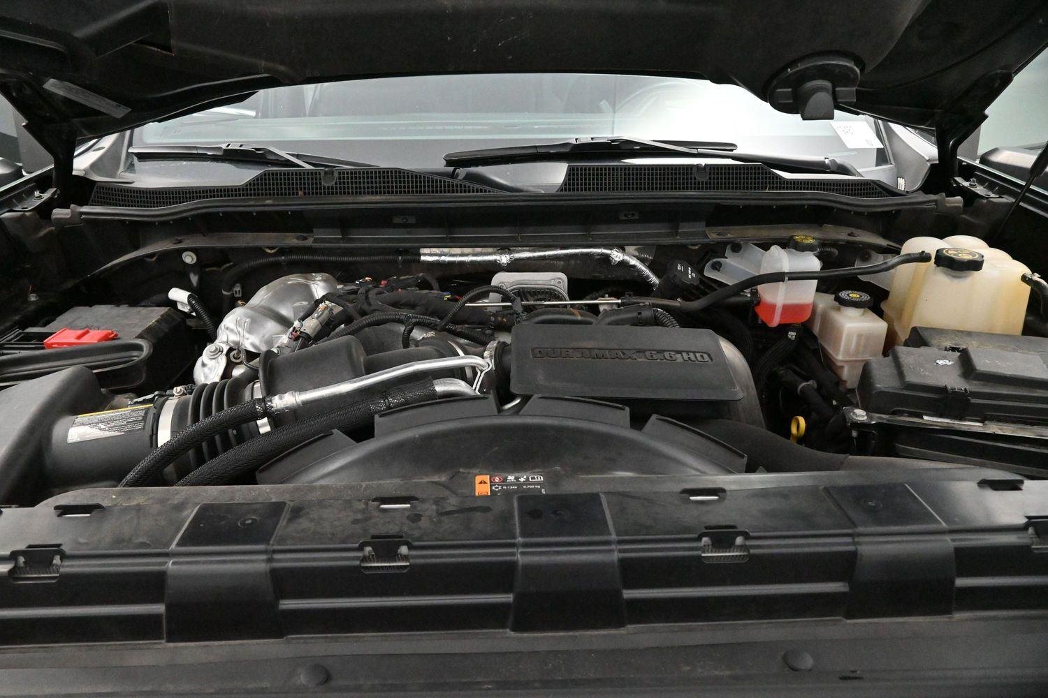 Used 2024 Black Chevrolet High Country image 38