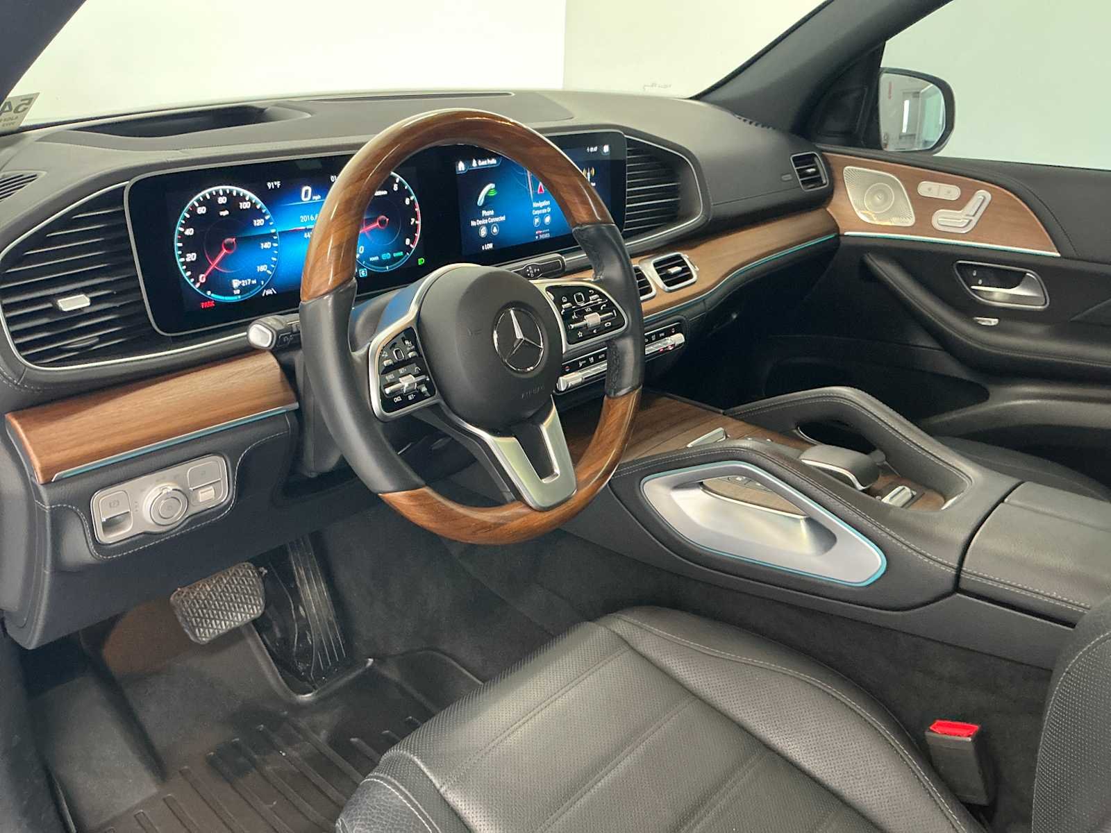 Certified Used 2022 Black Mercedes-Benz GLE 450 image 14