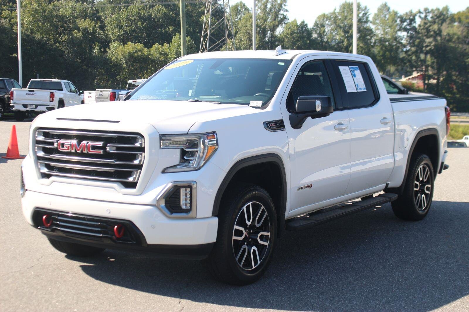 Used 2019 SUMMIT WHITE GMC AT4 image 3