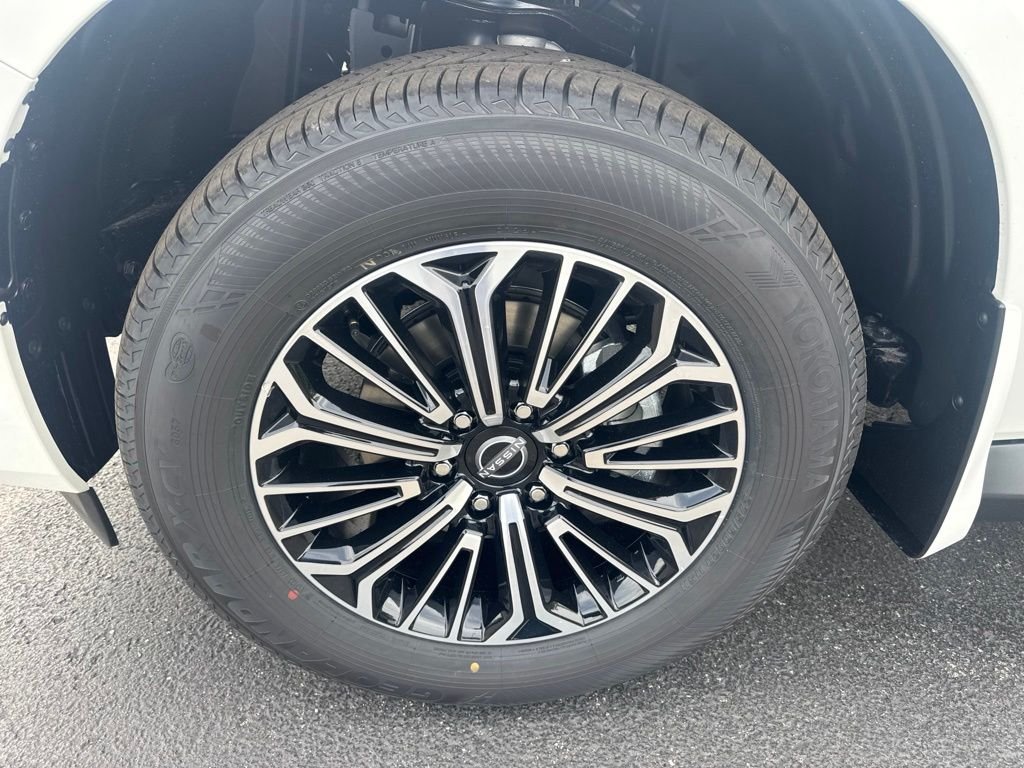 New 2026 White Nissan Platinum image 10