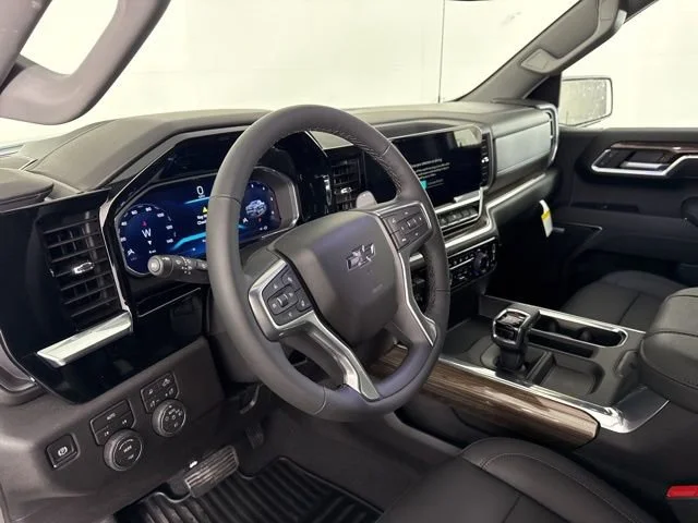 New 2026 Summit White Chevrolet RST image 21